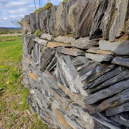 Terre - Le - Sart * Neufchâteau